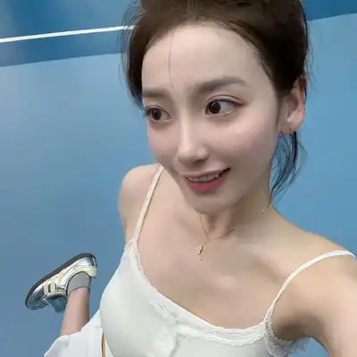 万娜雅